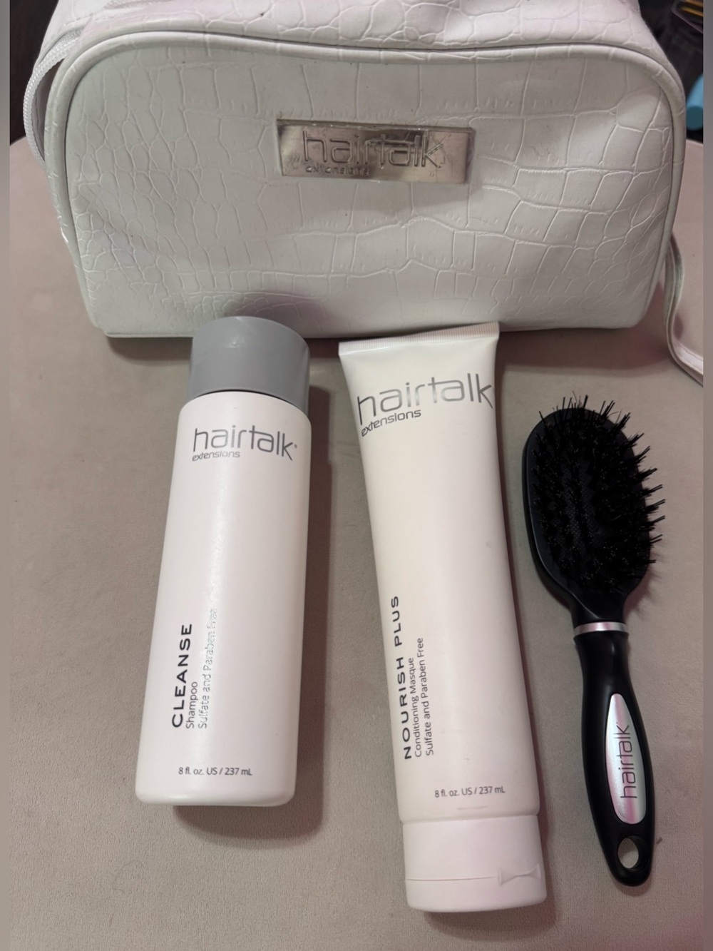 Hairtalk Essential Hair Extensions
Care Kit Shampoo Conditioning Mask
Brush Bag
